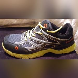 Men wolverine sneakers size 11